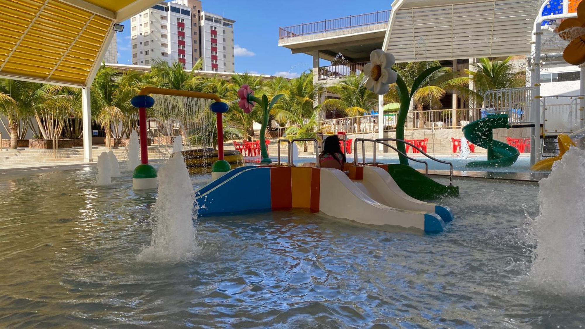 Spazzio Diroma Com Acesso Ao Acqua Park, Splash E Slide Caldas Novas Eksteriør bilde